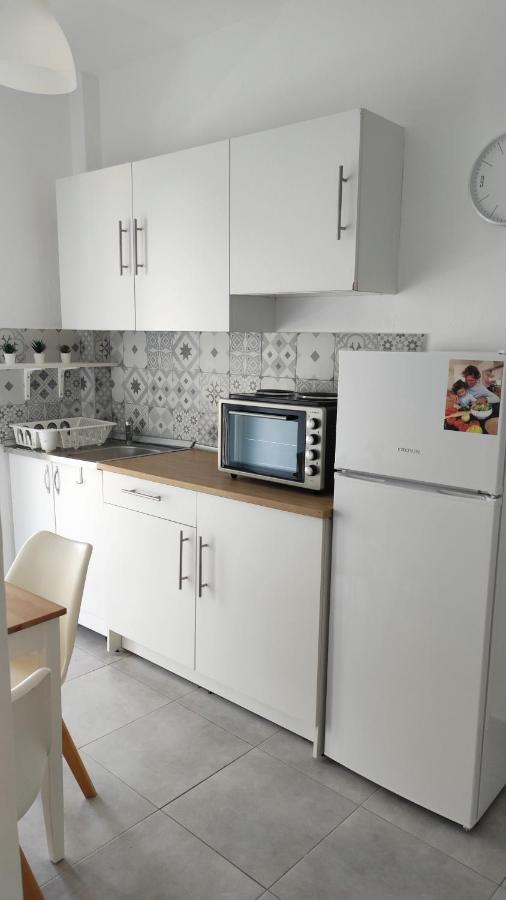 Sea Pleasure Apartment II Peraia  Exterior photo